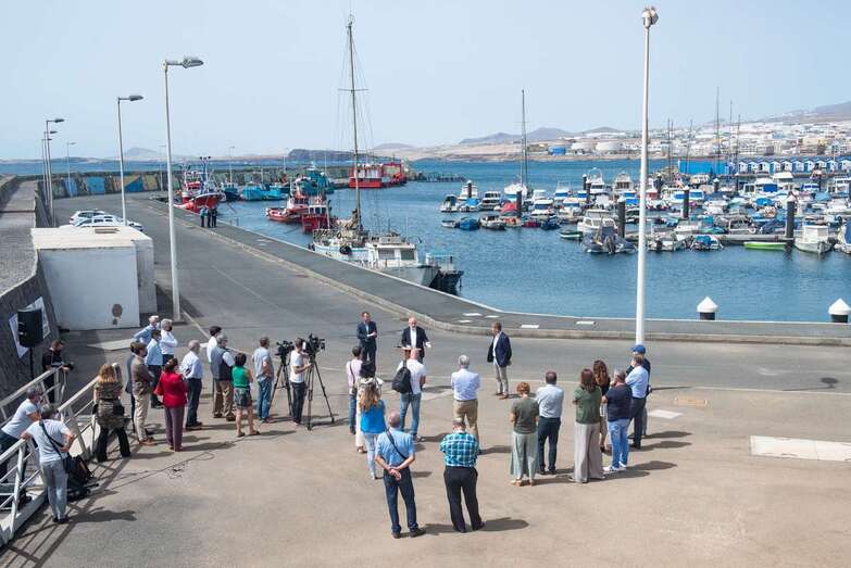 El Cabildo invertirá 15 millones para impulsar el muelle de Taliarte/TA.